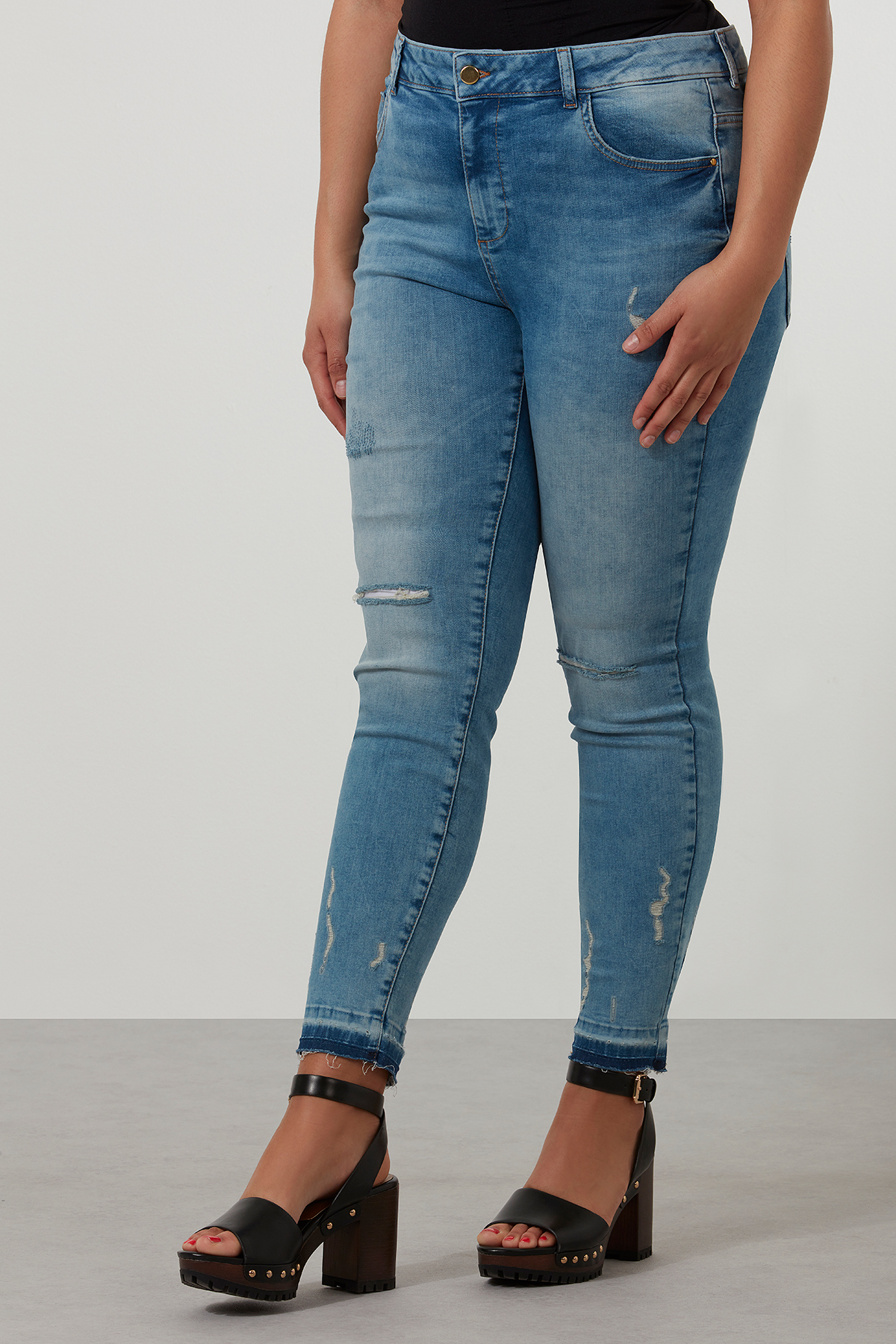 Dames Slim leg jeans met scheuren | MS Mode